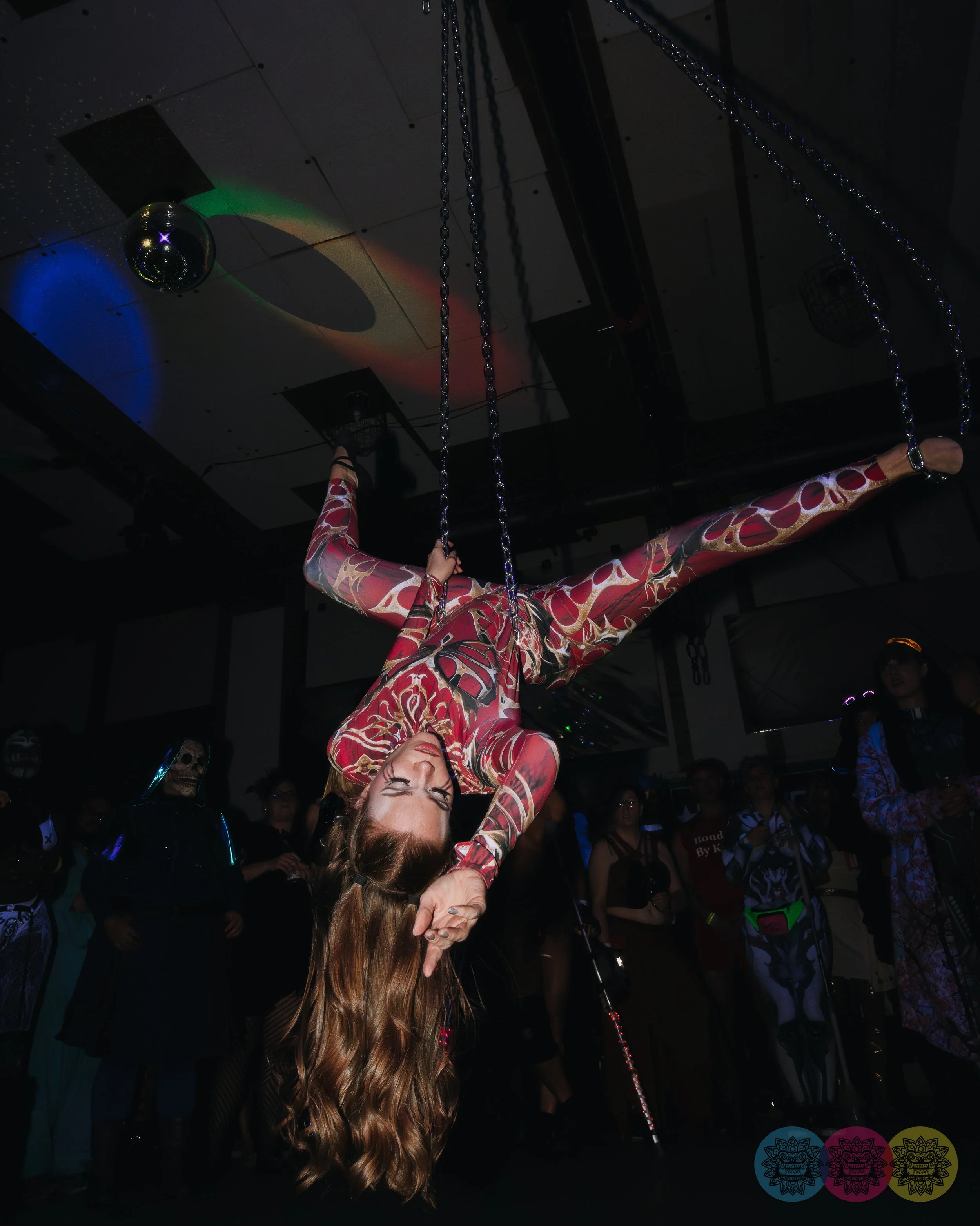 Event photography capturing a performer entertaining a crowd during a live festival in Columbus, Ohio.