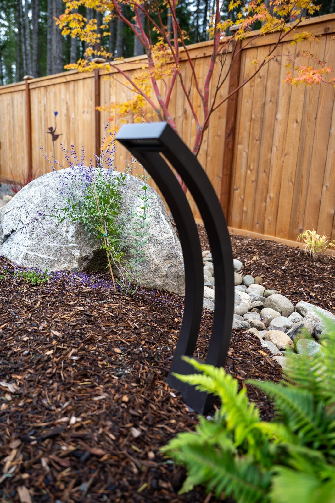 Modern LED landscape light 5.jpg