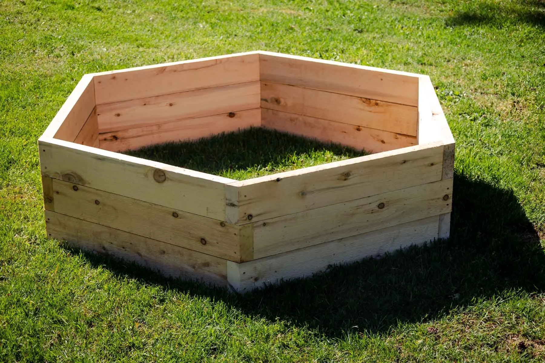 Handmade cedar vegetable boxes-3.jpg