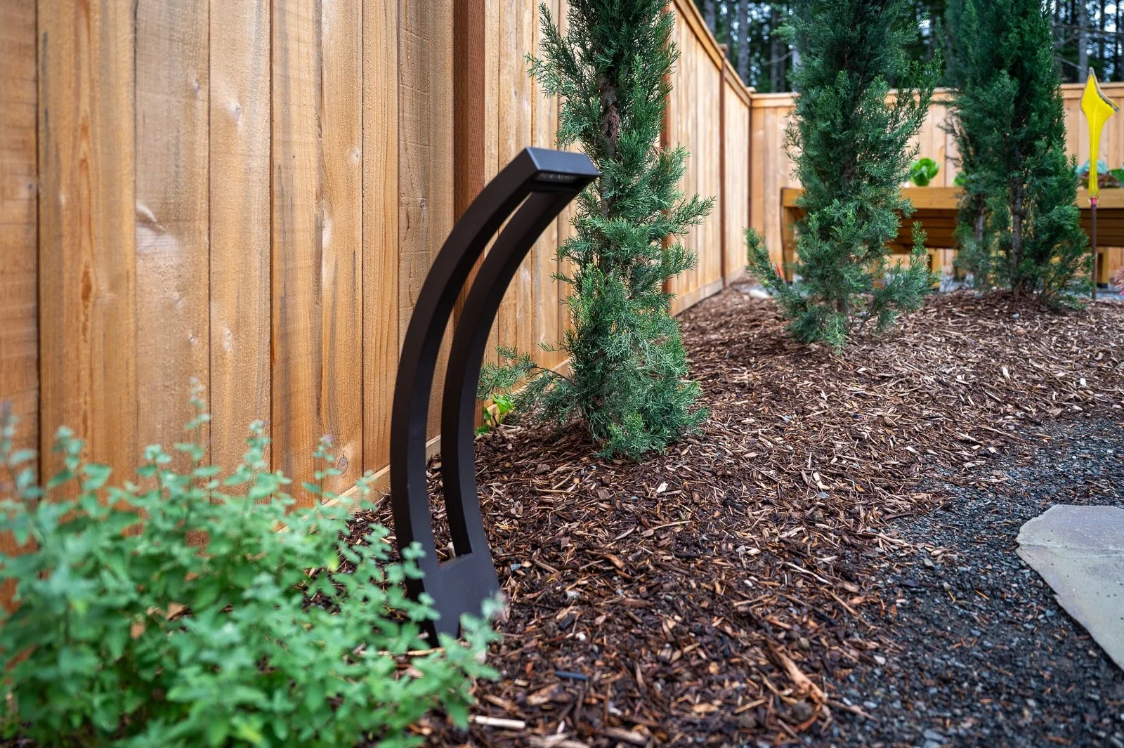 Modern LED landscape light 2.jpg