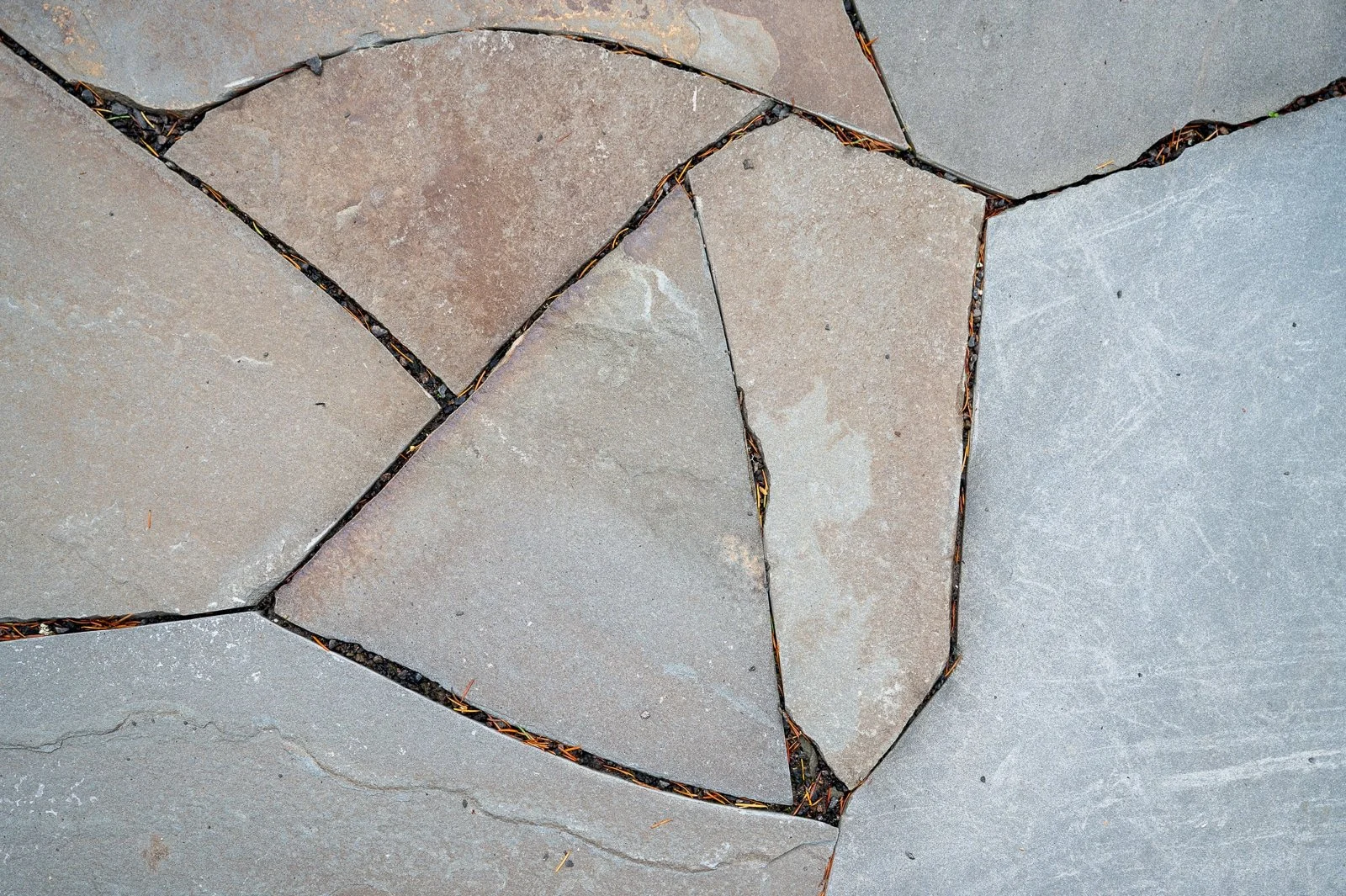 Close up of slate stone patio pieces 1.jpg