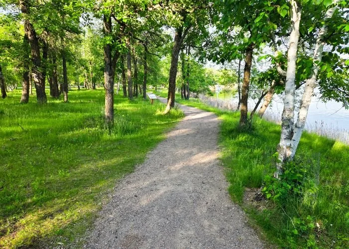 pinawa_ironwood_trail_02.jpg