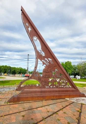 pinawa_sundial_05.jpg