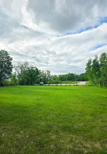 provincial_parks_pinawa_wayside_03.jpg