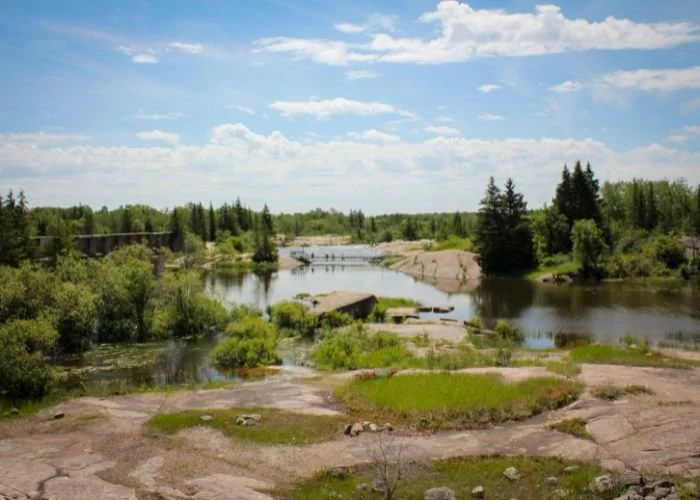 provincial_parks_pinawa_dam_04.jpg