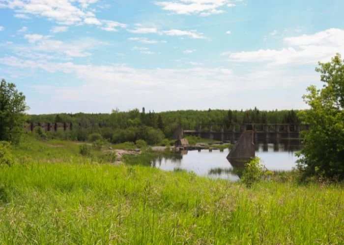 provincial_parks_pinawa_dam_09.jpg
