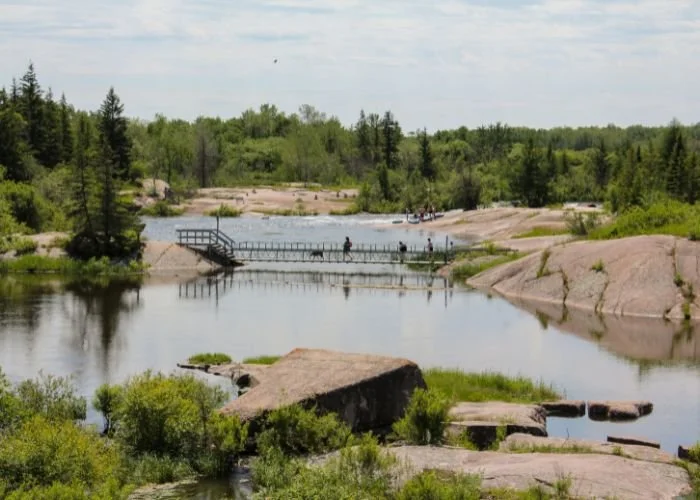 winnipeg_river_dams_pinawa_dam_04.jpg