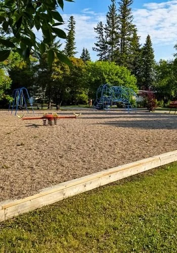 lacdubonnet_memorial_park_02.jpg
