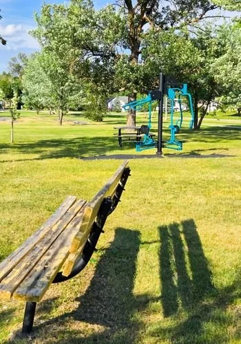 powerviewpinefalls_village_green_park_06.jpg