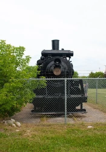 powerviewpinefalls_train_07.jpg