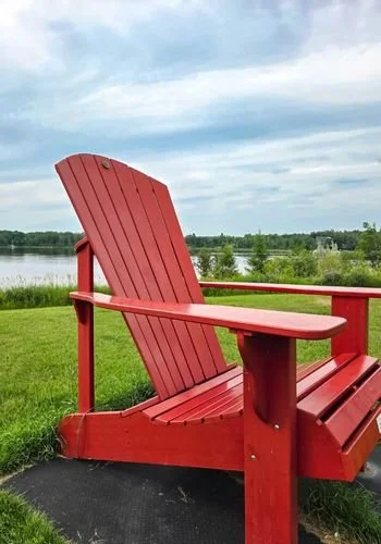 powerviewpinefalls_red_chair_03.jpg