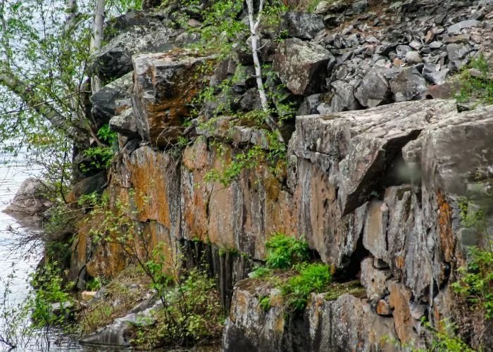 pinawa_suspension_bridge_08.jpg