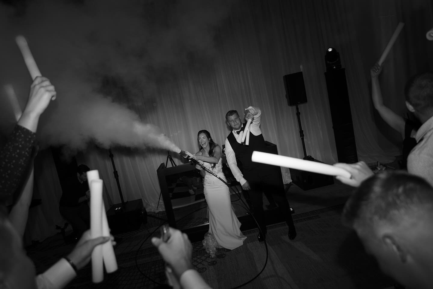 A celebration this iconic deserves a soundtrack to match 💨💿 

Creative Partners ✨
Venue: @livebyloews_stlouis
Planner/Designer: @eventsluxestl, @leahhruth
Entertainment: @highclassdjs, @dawson.high, @djbrettmerritt
Photographer: @risamckinneyphoto
