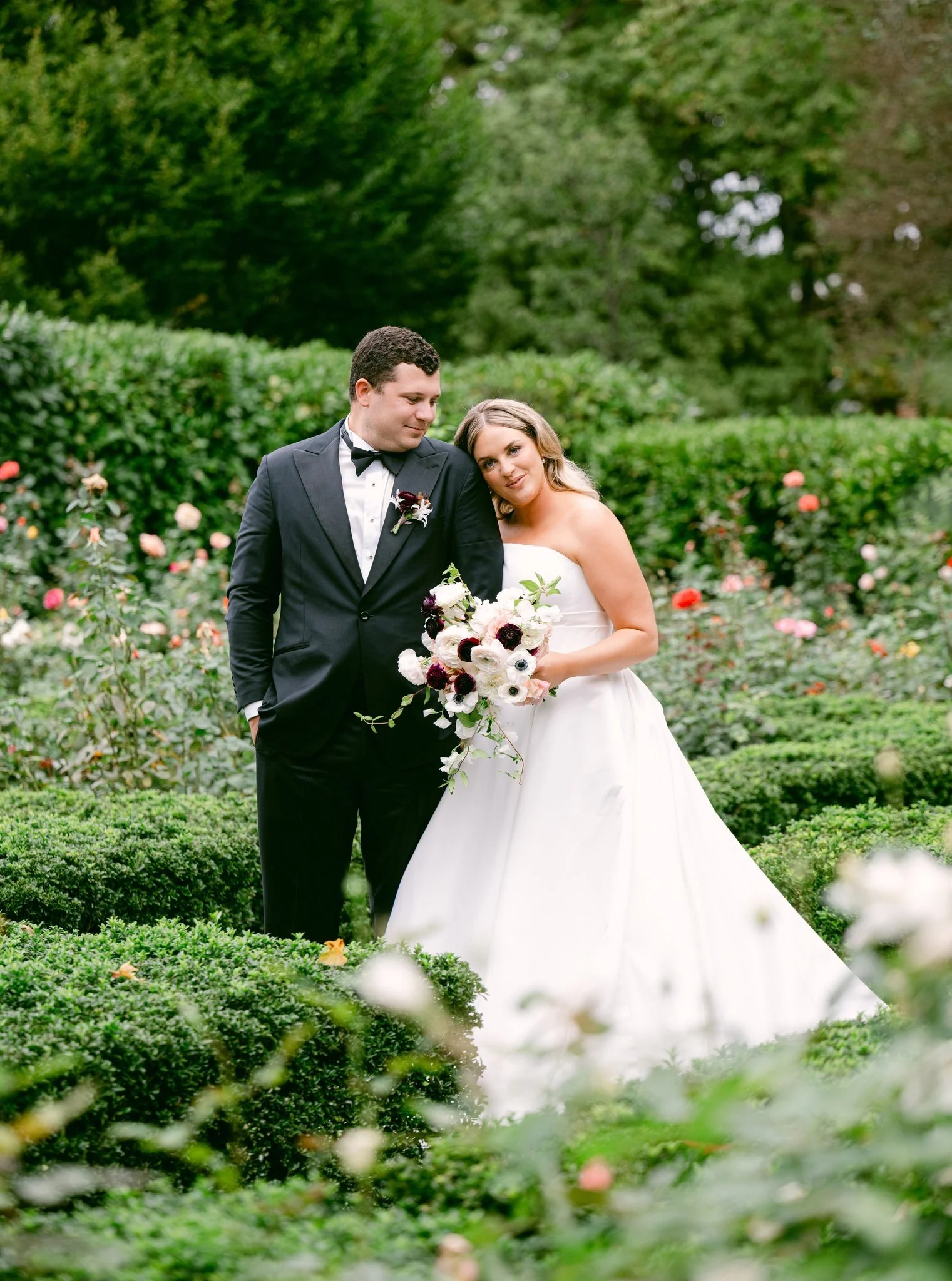 Beaulieu Garden Wedding Bride and Groom with Bridal Bouquet