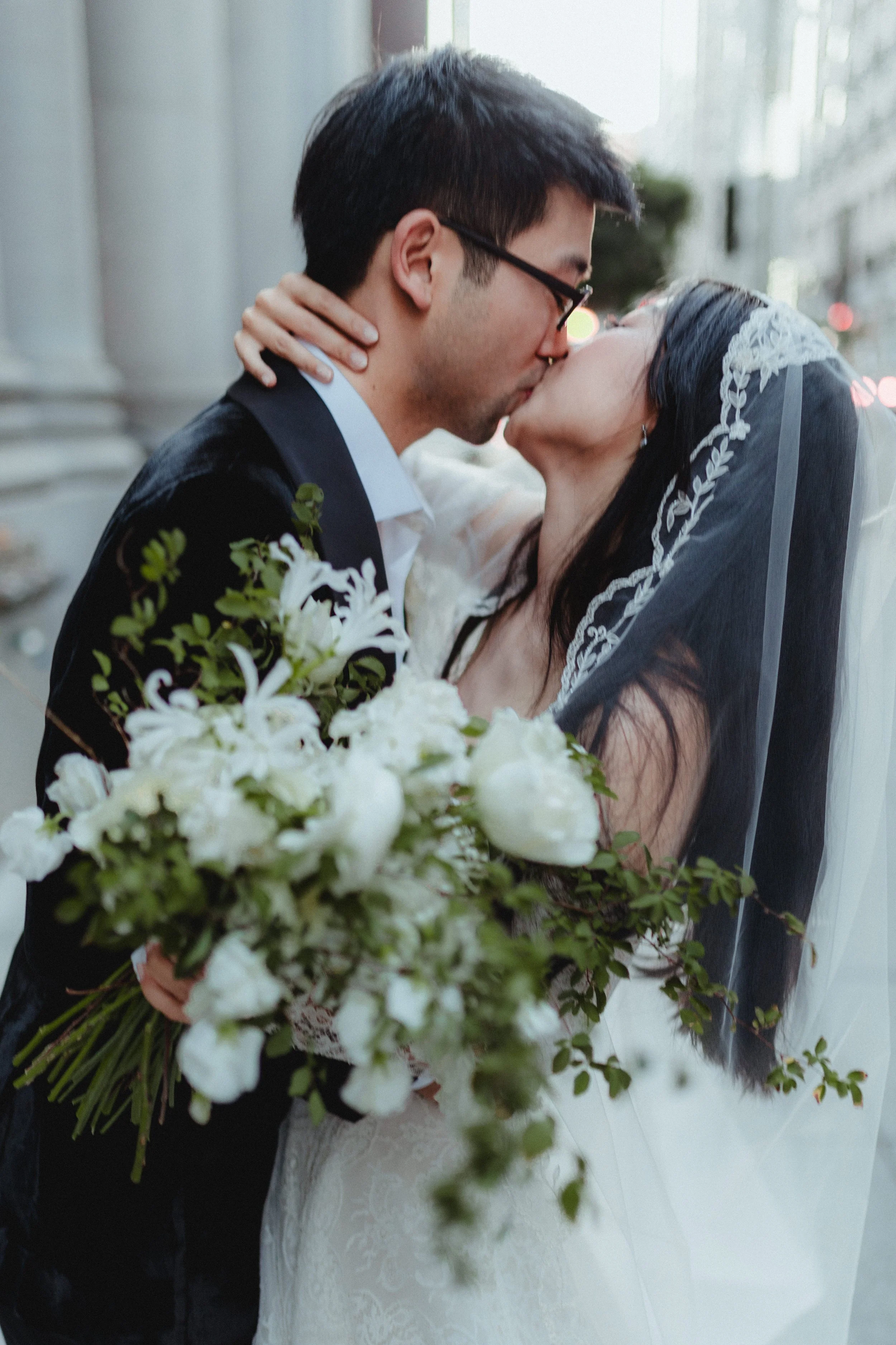 San Francisco Bridal Bouquet and Wedding Flowers