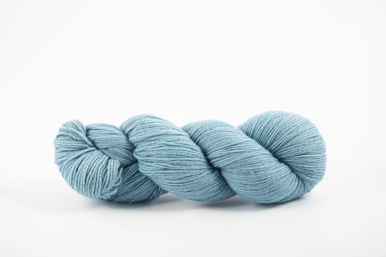 Shaniko wool fingering indigo.jpg