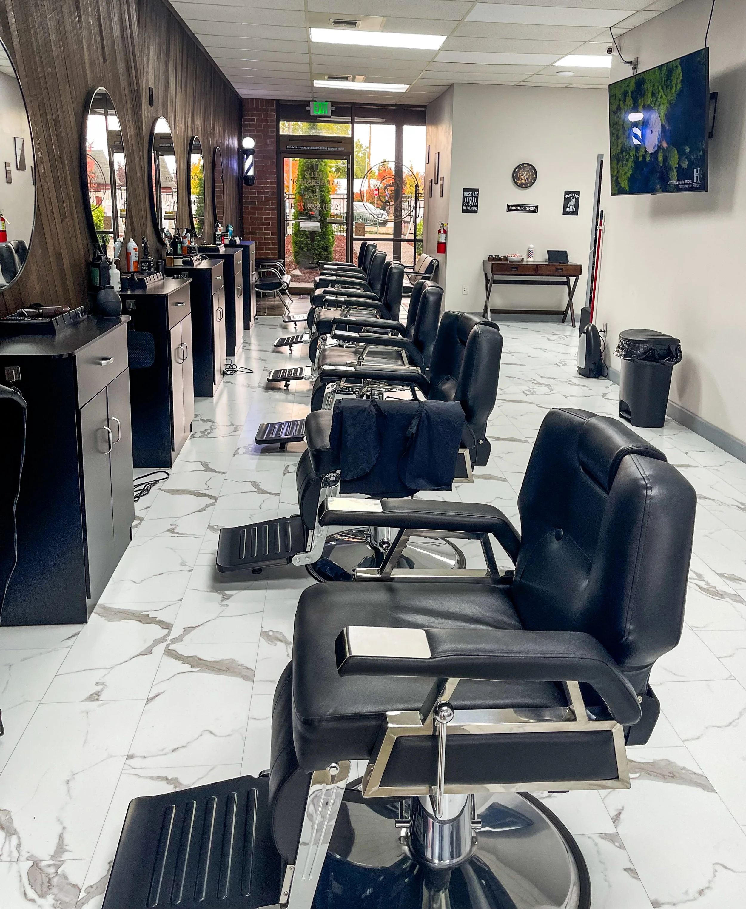 Elite Barbershop Interior 1.JPG