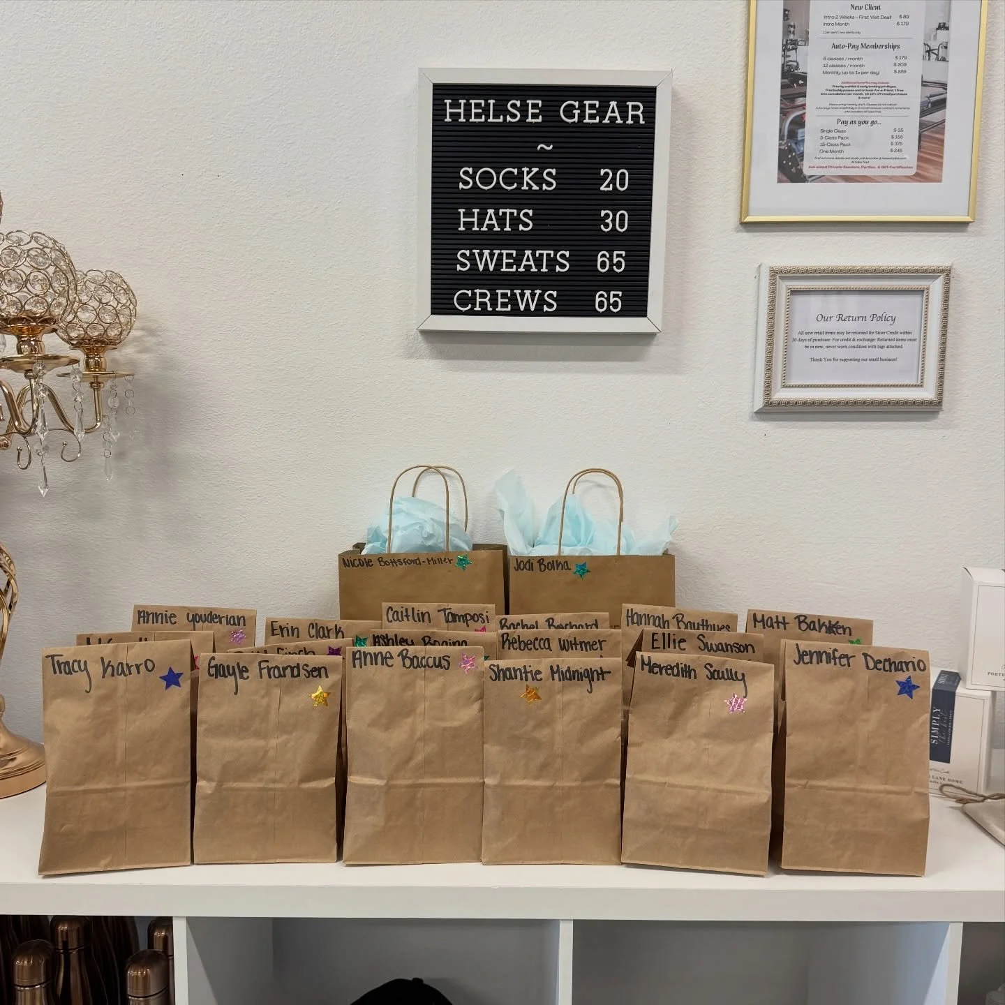 Fit for the Holidays has concluded! If you saw your name on our story: please come pick up your prizes in studio! 

We appreciate you all and are so proud of your participation!