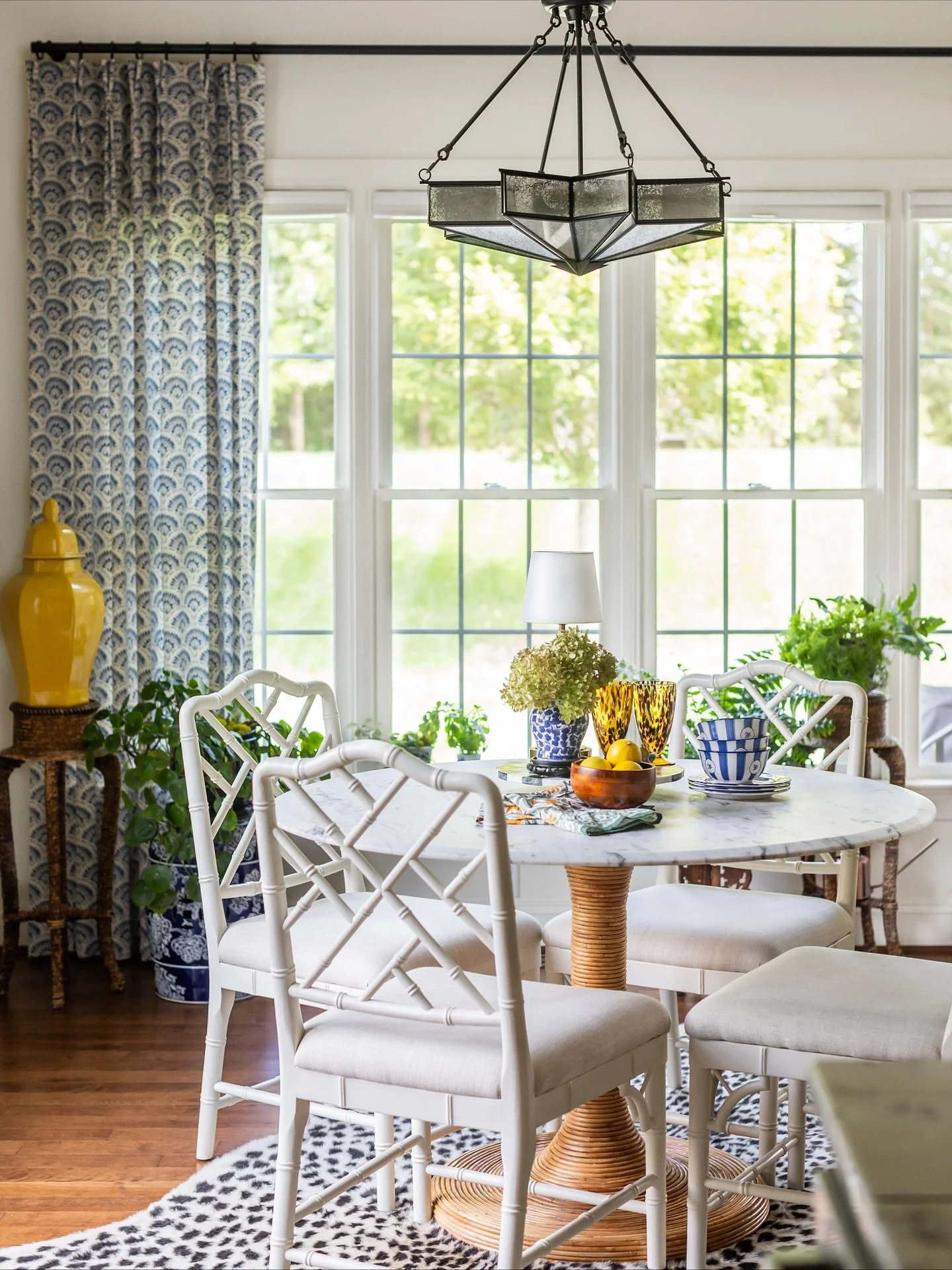 Thanksgiving is just around the corner, and there&rsquo;s no better time to appreciate the beauty of a well-designed dining space! We&rsquo;re sharing a few of our favorite client projects: dining rooms thoughtfully curated with custom textiles and e