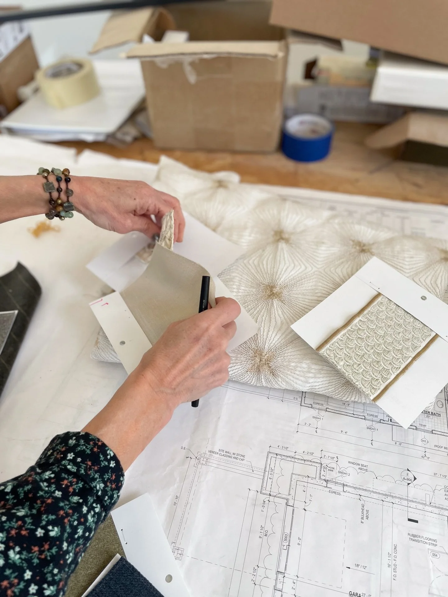 Your home should feel like a reflection of everything you love, but we understand that getting there isn&rsquo;t always intuitive.

That&rsquo;s where we come in.

Our in-home design consultations bring one of our expert designers directly to your ho