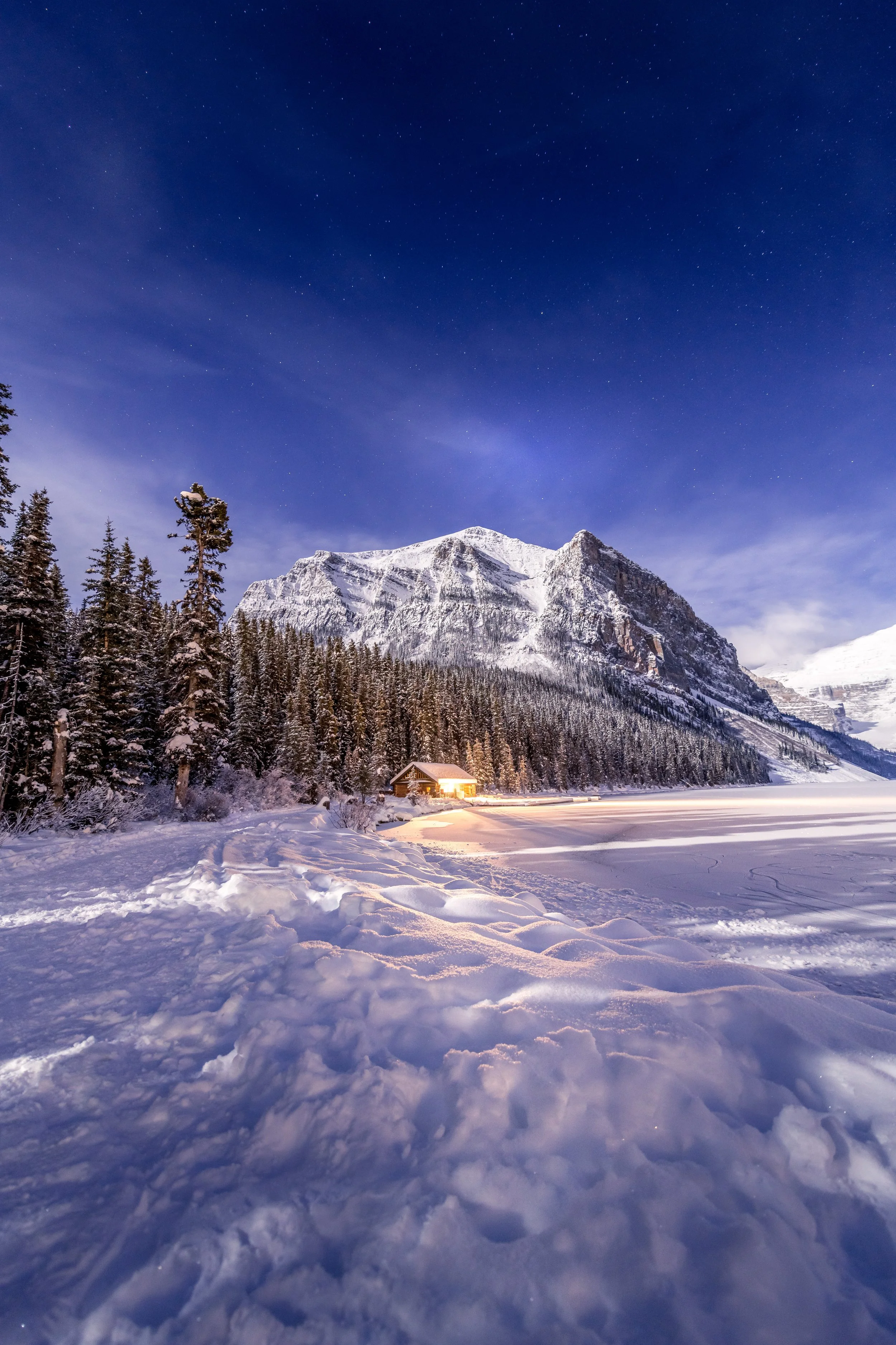 Lake Louise Winter Wonderland.JPG