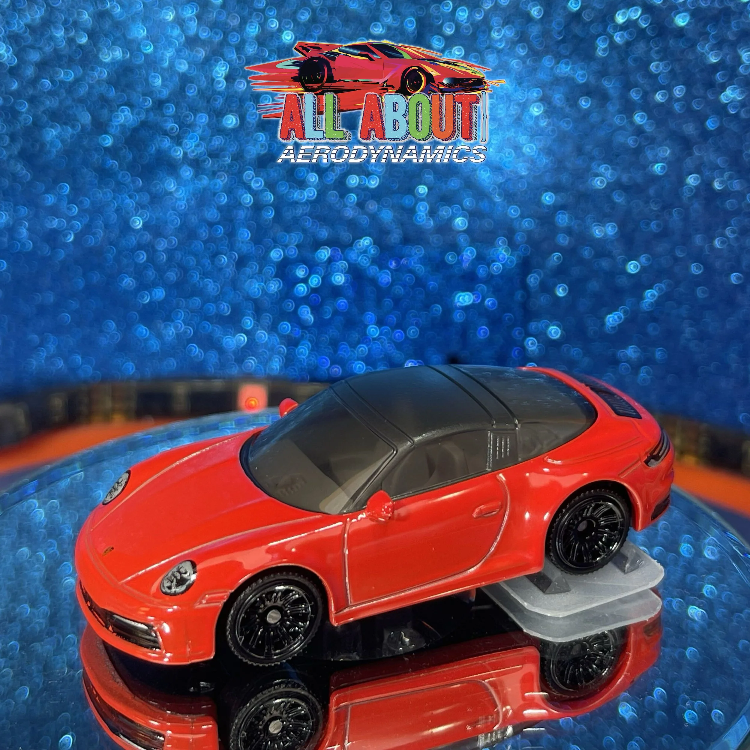 #977 - Porsche 911 Targa