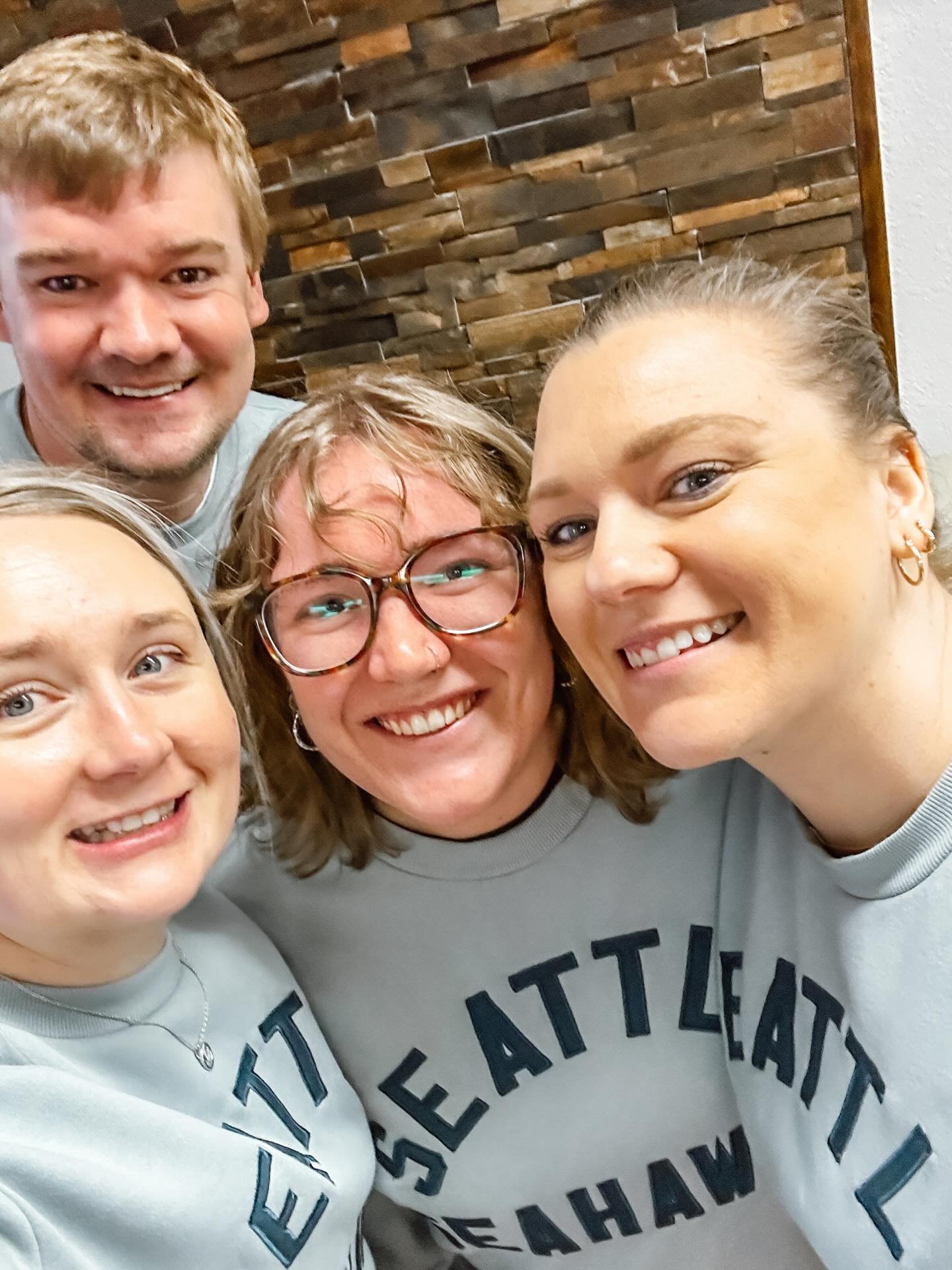 Blue Friday 💙💚 Go Hawks.