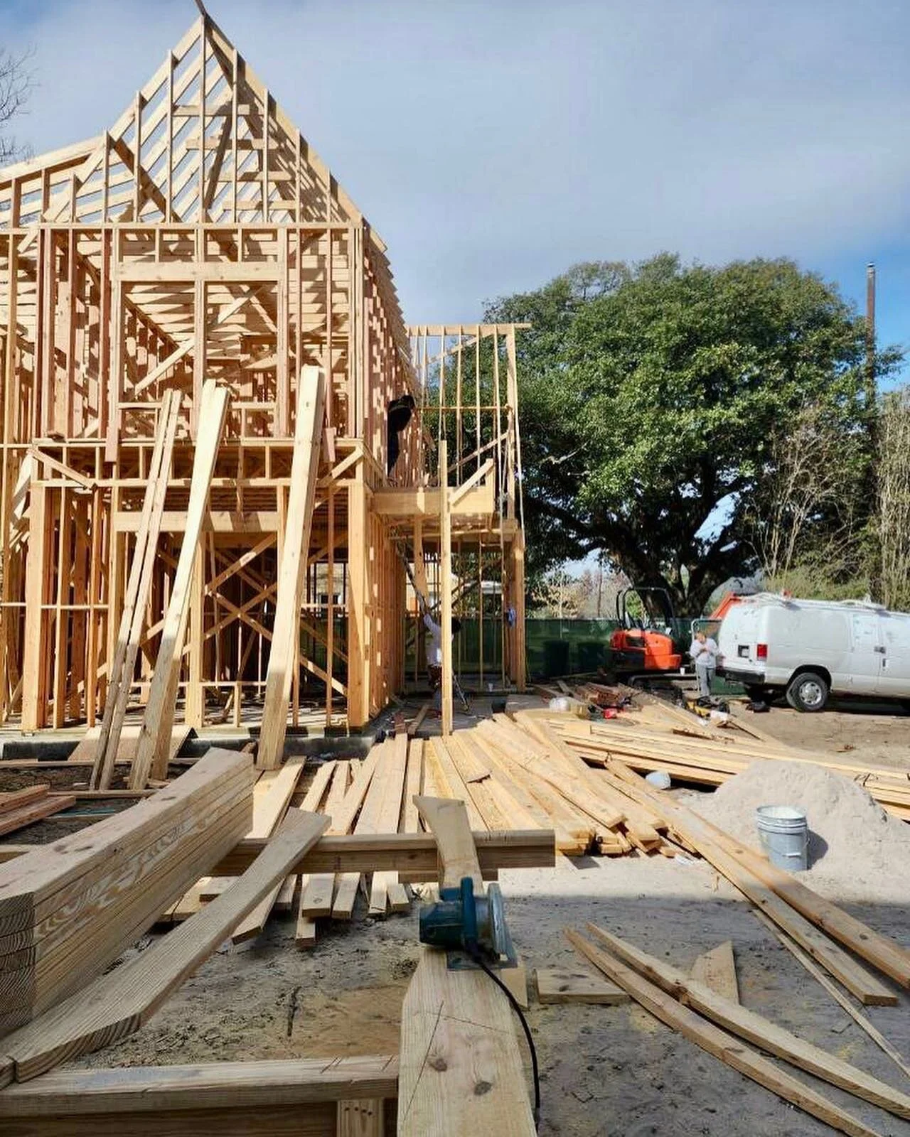 Excited to see progress shots from our Houston residential project we&rsquo;re doing with @domain_97 
.
.
.
#architecture #austindesignfirm #newbuild #austinarchitect #austindesigner #texasarchitecture #texasdesigner #houston #houstonarchitecture #li