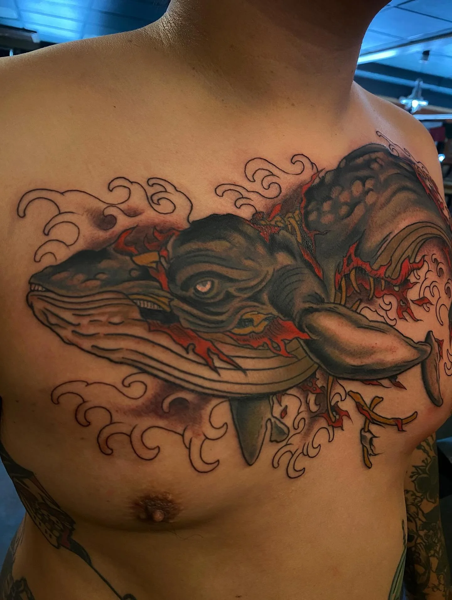 Rebirth of the whale π
Thank you Tyler. This was a really rewarding one to do, and I hope you enjoy it for a long time. Check out his work as well for nice tattoos in Florence. @baosct
Some of the black in this is still a bit shiny from last tim