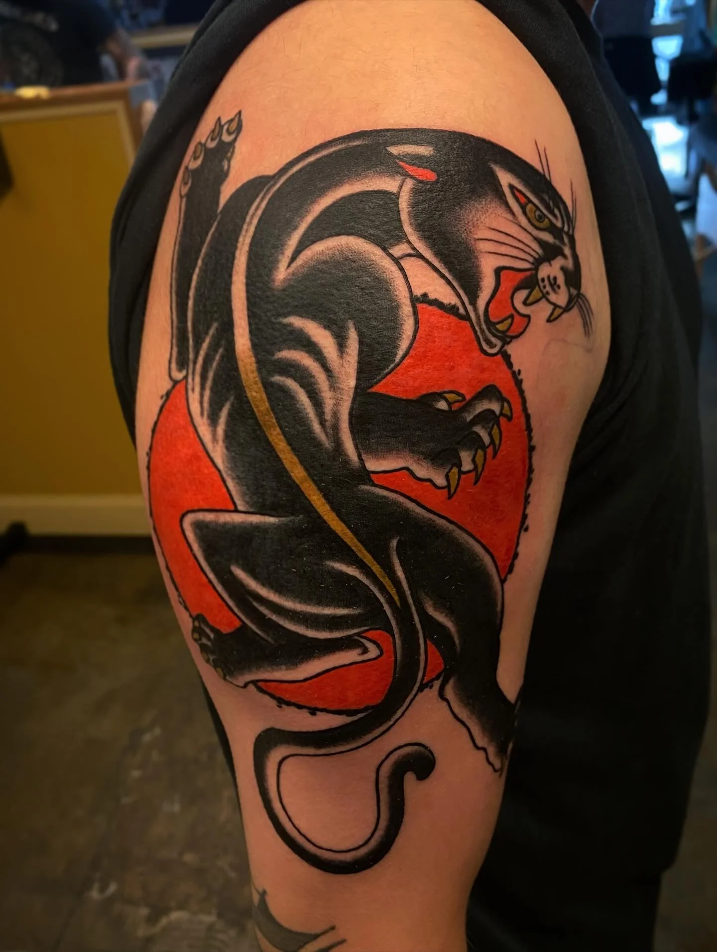 New cat, old cat, not cat, you cat?
Hit me up or visit @sickleandmoontattoo for birthday suit alterations on the fly.
Thank you for viewing my offerings.