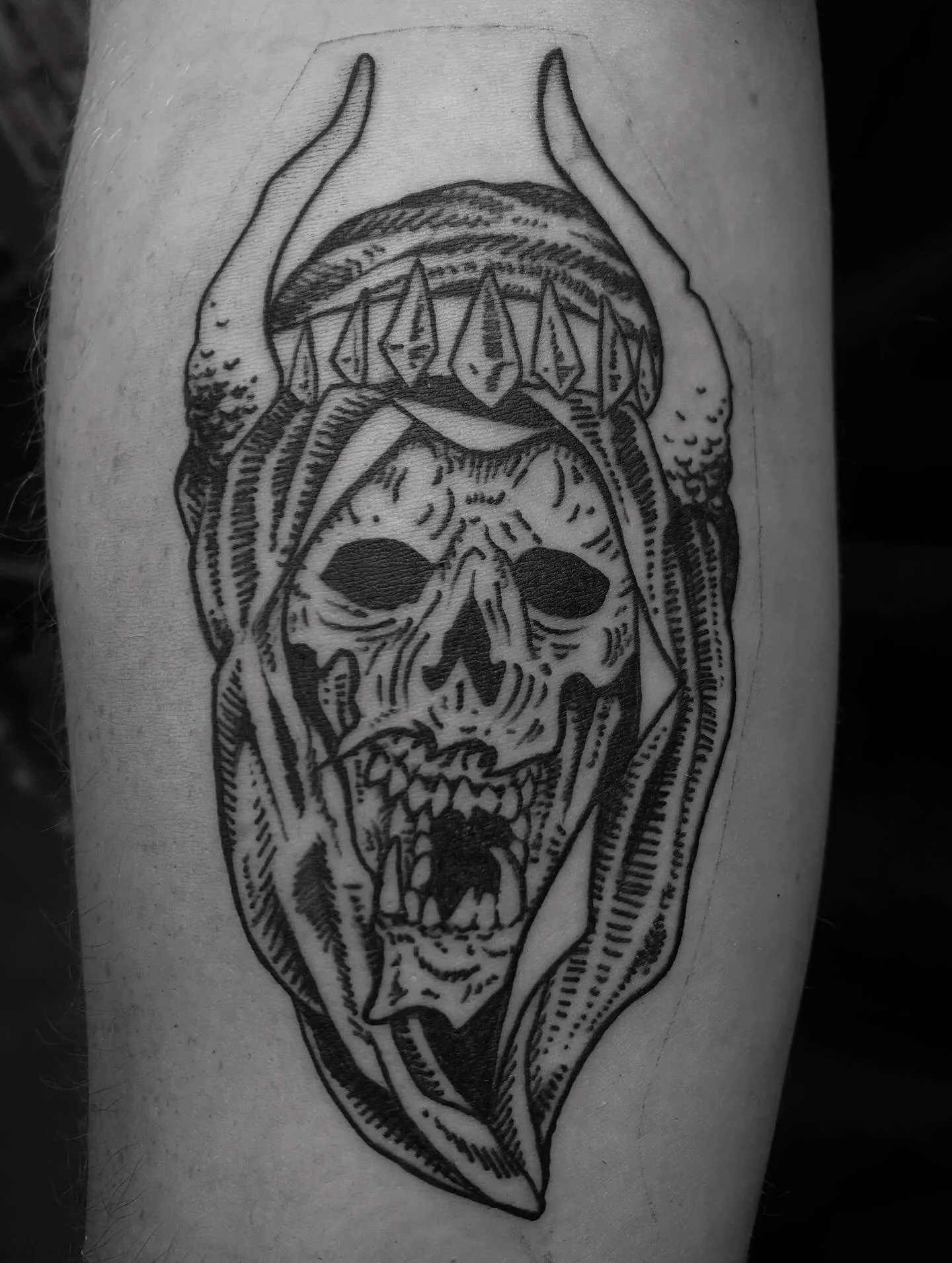 A couple bangers from my stuff for Tanner.
No wildly engaging story to share today but hope everyone reading this has a nice day!

Get tattooed, collect art, shoot the shit, and more at @sickleandmoontattoo