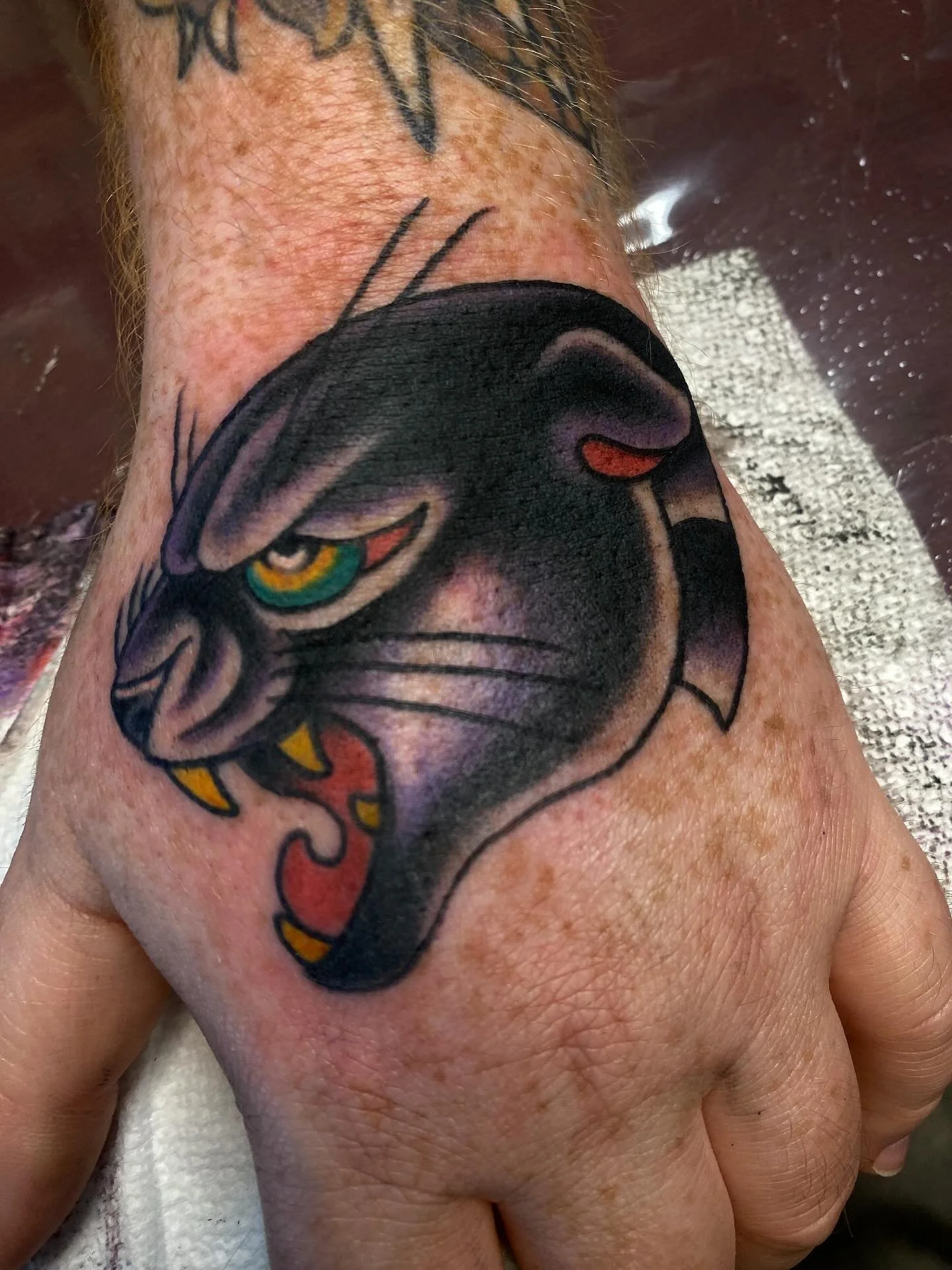 What the fuck was I gonna put for the caption&hellip;&hellip;&hellip;.
Who cares just go to @sickleandmoontattoo where everyone loves you except if you suck