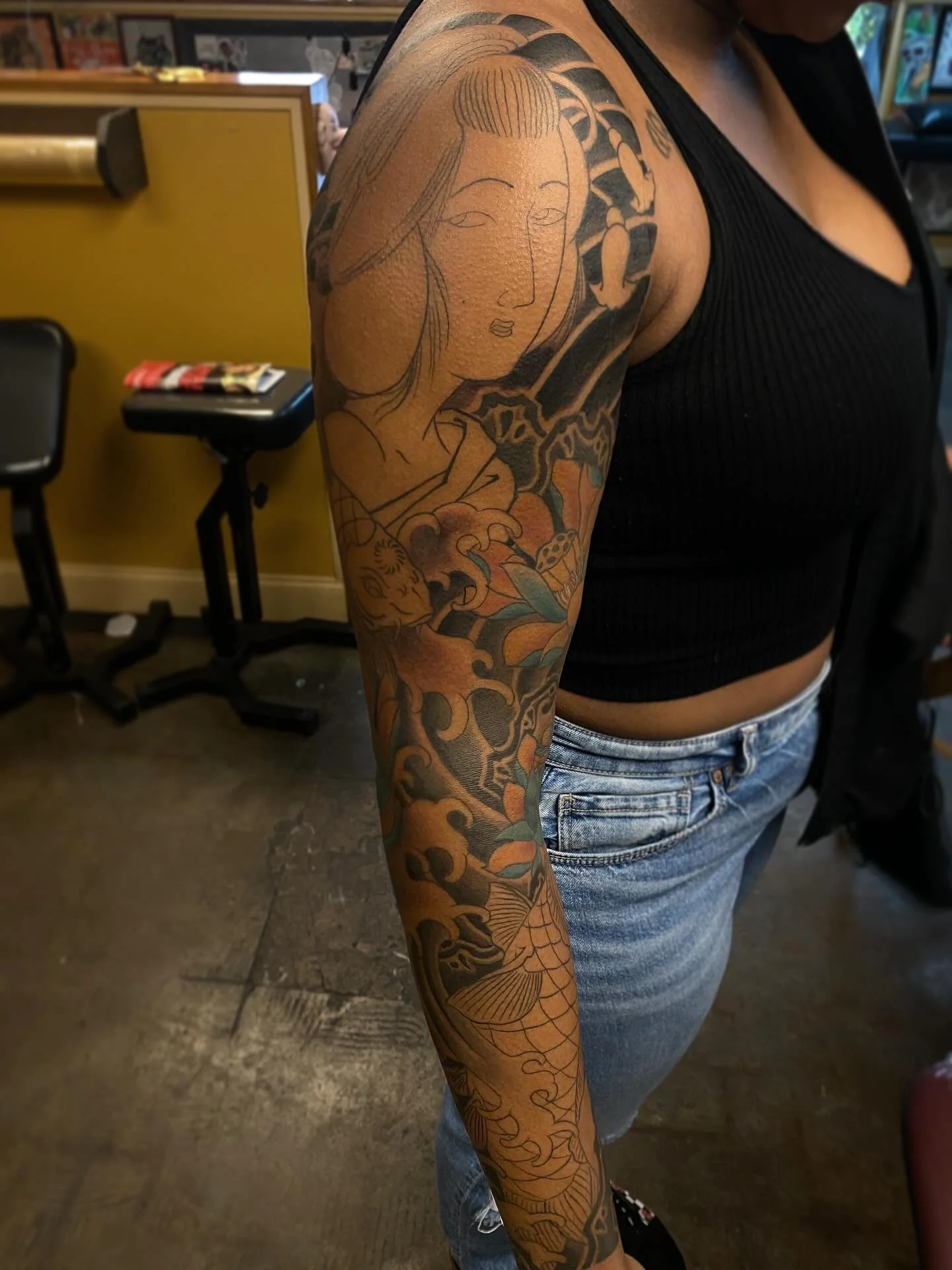 Sleeve progress, hobbit hole, pine barrens, many things I want to give you (with flat rate prices), @ethan_smt inciting violence, and a past life at @fuscustomtattoo 

Start the cycle over at @sickleandmoontattoo 
That&rsquo;s a lot of @ symbols.