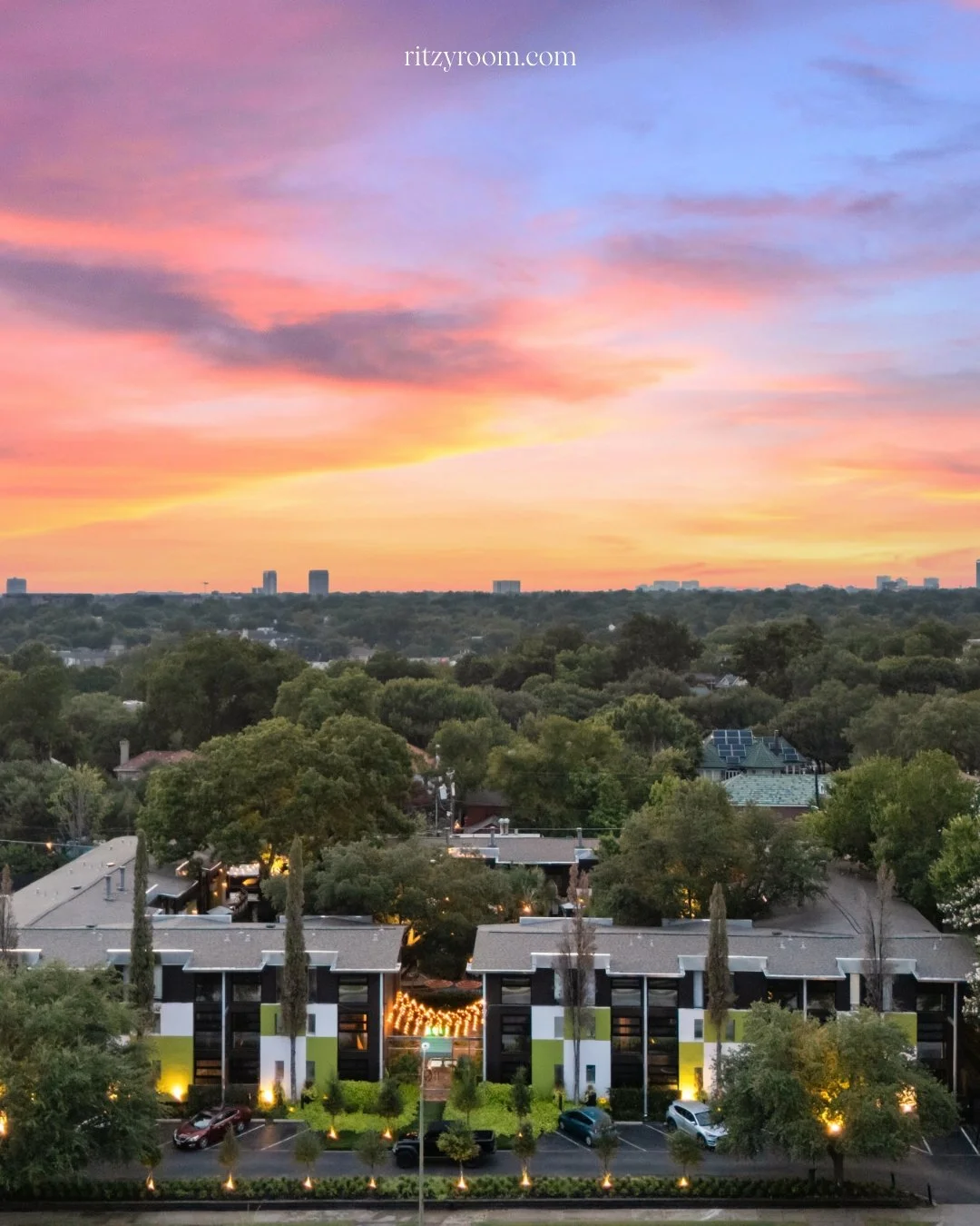 Live in the heart of Dallas! Our apartments for rent put you steps away from the city&rsquo;s best hotspots &ndash; from Uptown nightlife to Deep Ellum music venues. Experience Dallas like a local with Ritzy Room.

www.ritzyroom.com
#CorporateHousing