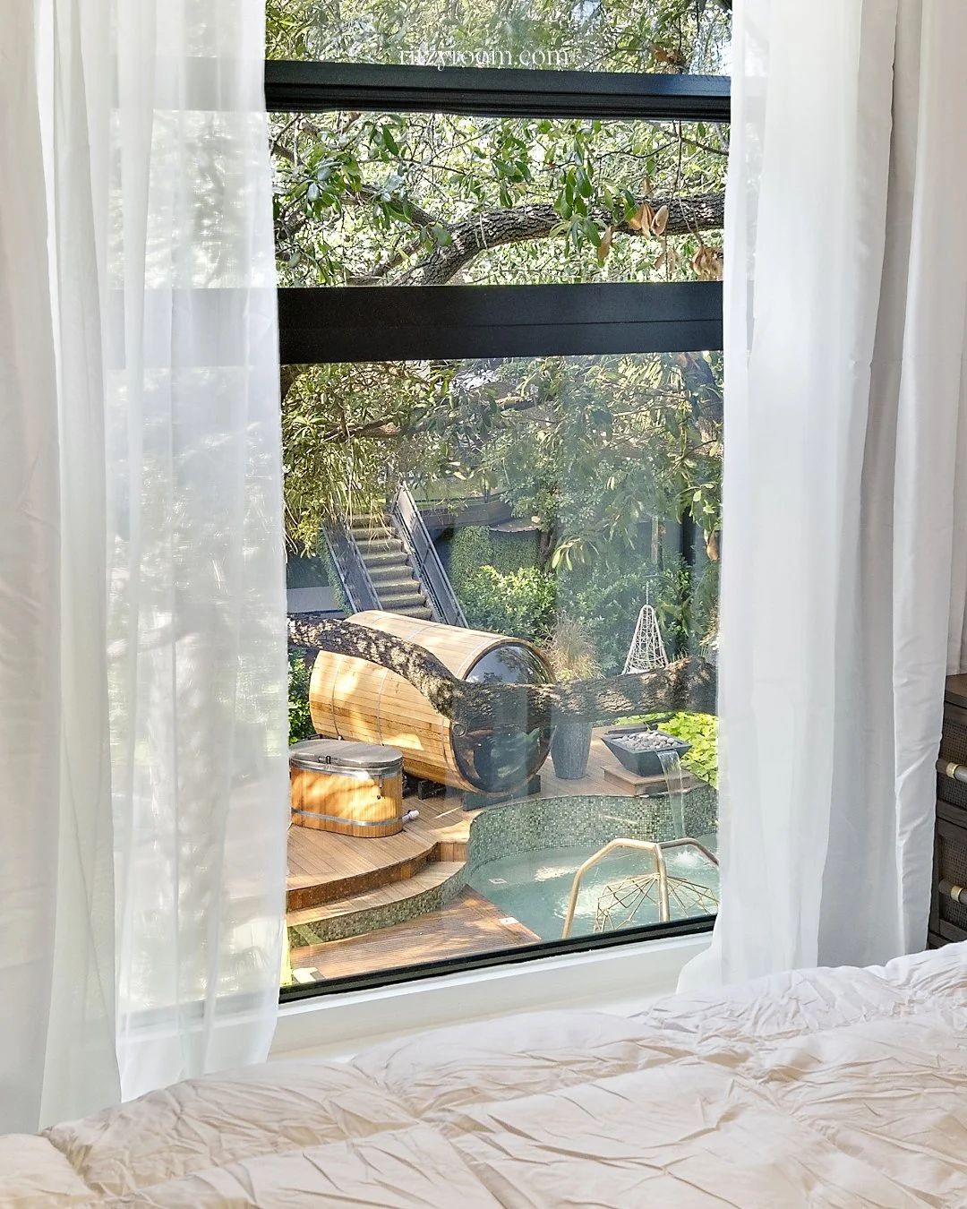 For extended stays, space is everything. Unlike a cramped hotel room, our rentals give you room to spread out &ndash; multiple rooms and plenty of square footage all to yourself. You can have a living room for lounging, a separate area to work, and a