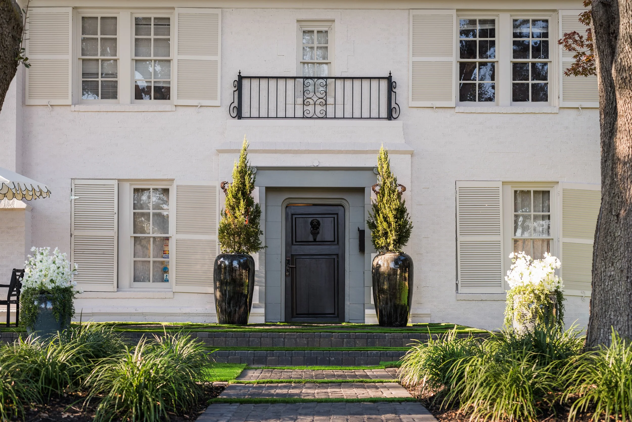 Copy of 5923_gaston_avenue_6029250_015.jpg