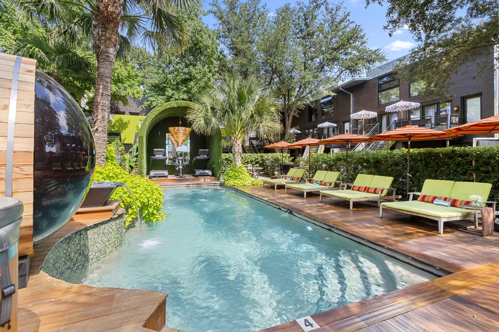 Pool(4).jpg
