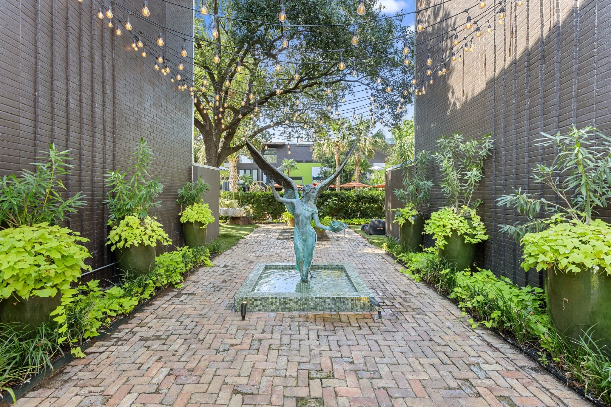 Courtyard fountain.jpg