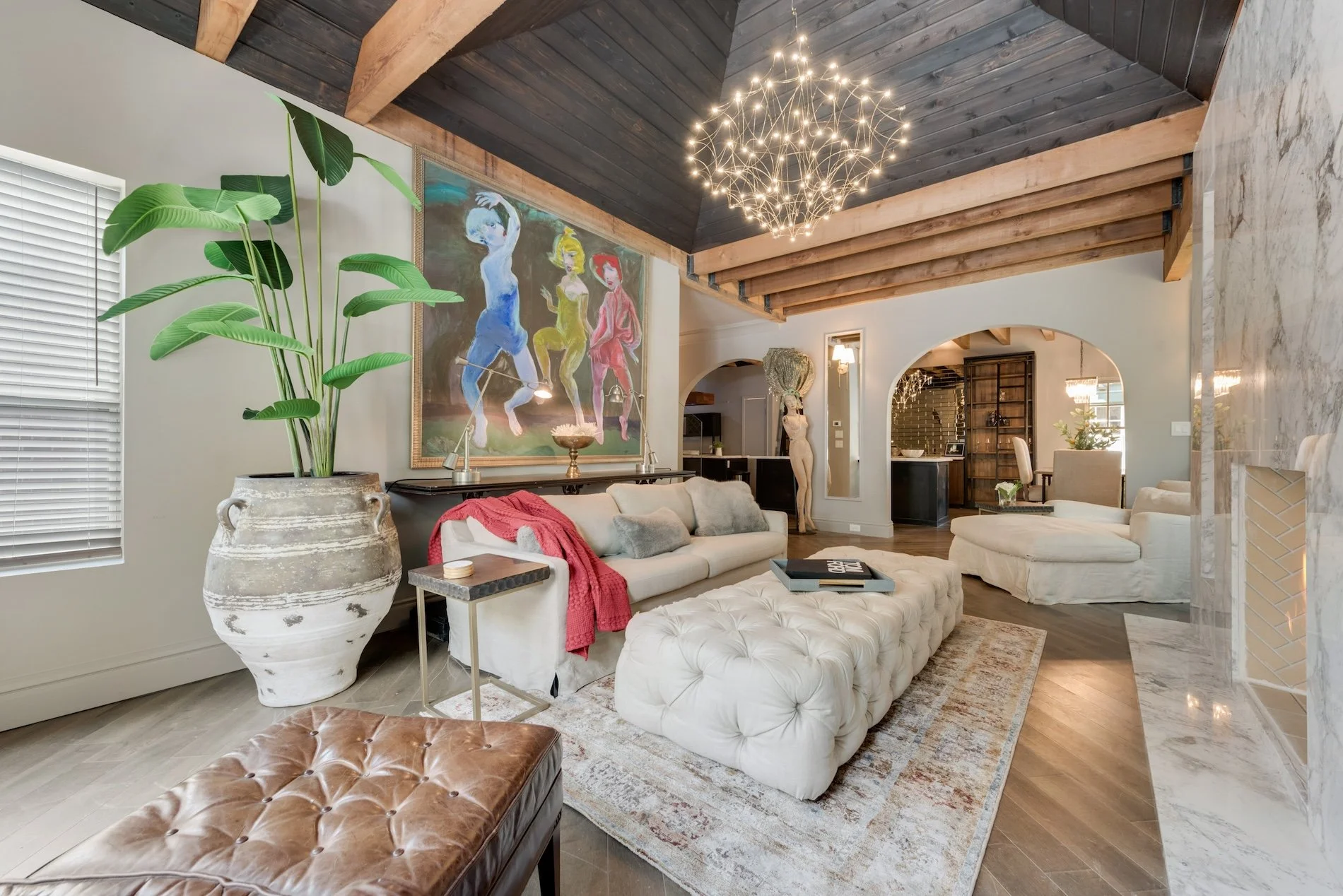 Unpack once. Settle in for weeks&mdash;or months. That&rsquo;s the difference corporate housing makes. ✅ Check availability. #extendedstay #corporatehousing #worktrip

www.ritzyroom.com

#CorporateHousing #FeelAtHome #ExtendedStay #SantaFeTrail #Cozy