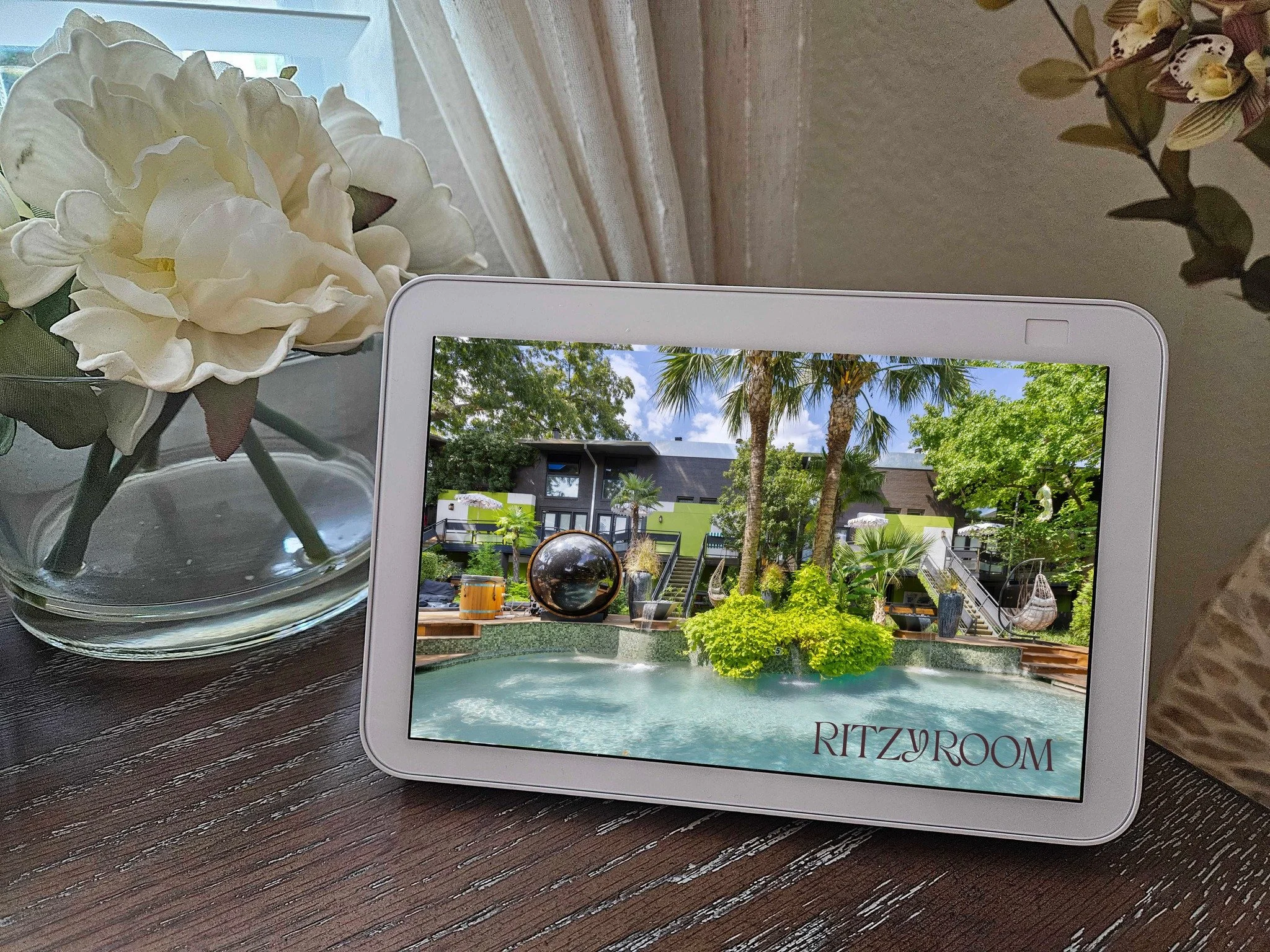 Meet your in-room concierge. Alexa is available around the clock to enhance your stay.

In Room Support:

Stream music, podcasts, or radio the moment you walk in

Personalized dining, nightlife &amp; neighborhood guides available.

Your wish, granted