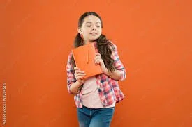 Literature Unleashed: Crafting Strong Essays with Philly Tutors