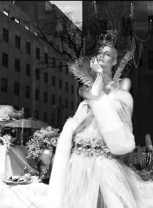 image2hi+fashion+saks+5th+Ave.jpg