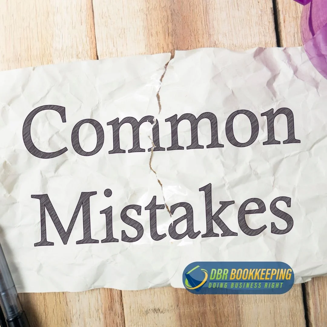 🎨 5 Biggest Bookkeeping Mistakes Creatives Make in Their First Year