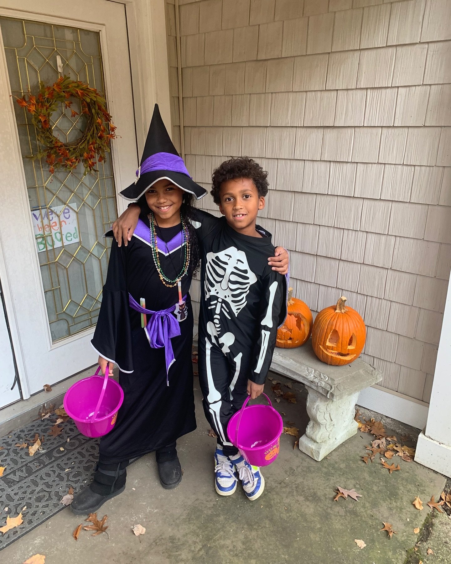 🎃 Had a blast celebrating Halloween! From the school parade and parties to walking the neighborhood with friends, it was all treats and no tricks this year! Hope everyone enjoyed a safe and fun night! 👻🍬

#halloween #trickortreat #grandrapidshallo