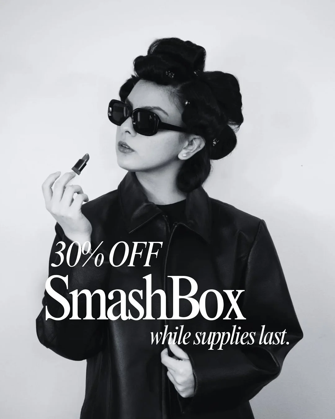 Now is the perfect time to explore new shades for fall!💄💋

Save up to 30% on the entire Smashbox Cosmetics Collection✨
*While supplies last! 
Shop early for best selection🤩

Let our team help you find your perfect fall shade, or grab your favorite