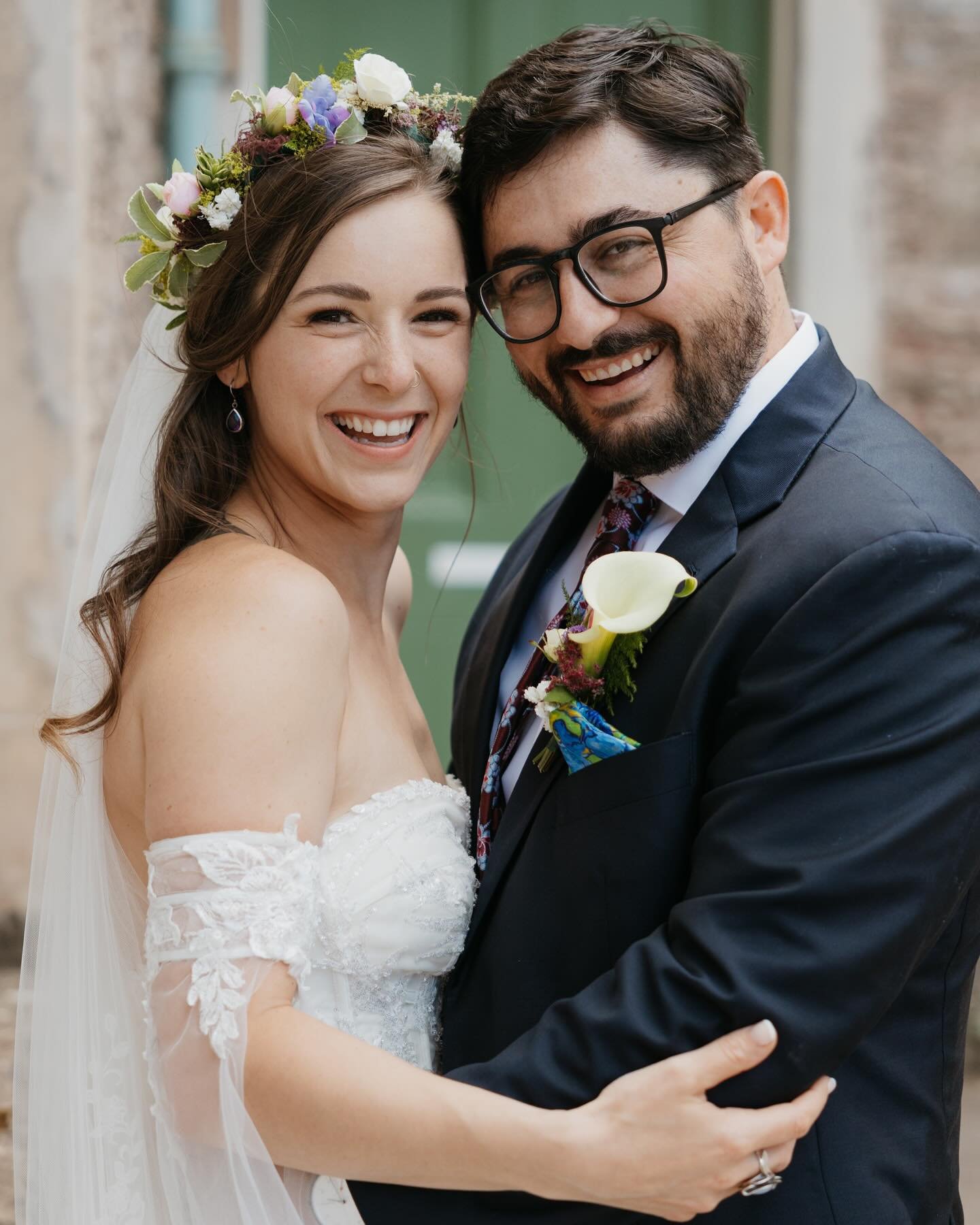 Don&rsquo;t mind me just spamming these photos everywhere I possibly can!!!!! What else am I supposed to do when my childhood friend gets married in Ireland and we get to shoot it?!?!?

#irelandweddingphotographer #irelandwedding #irelandphotography 