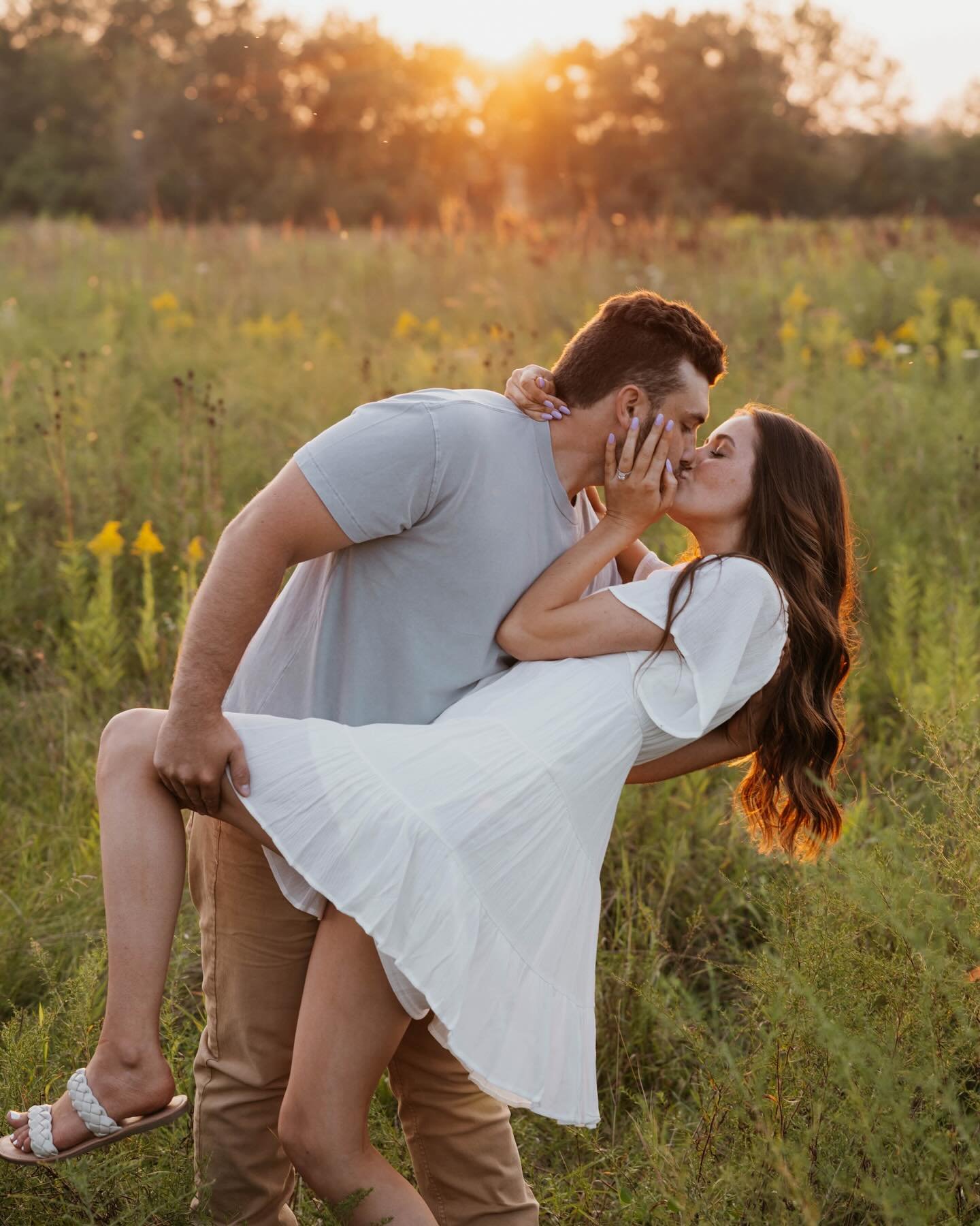 The sweetest lil engagement sneak peek for these two!!! Can&rsquo;t wait to get them married next year!

We still have some really popular wedding dates available for 2025! Reach out to us ASAP if you want to lock down the dream (Greene) team for you