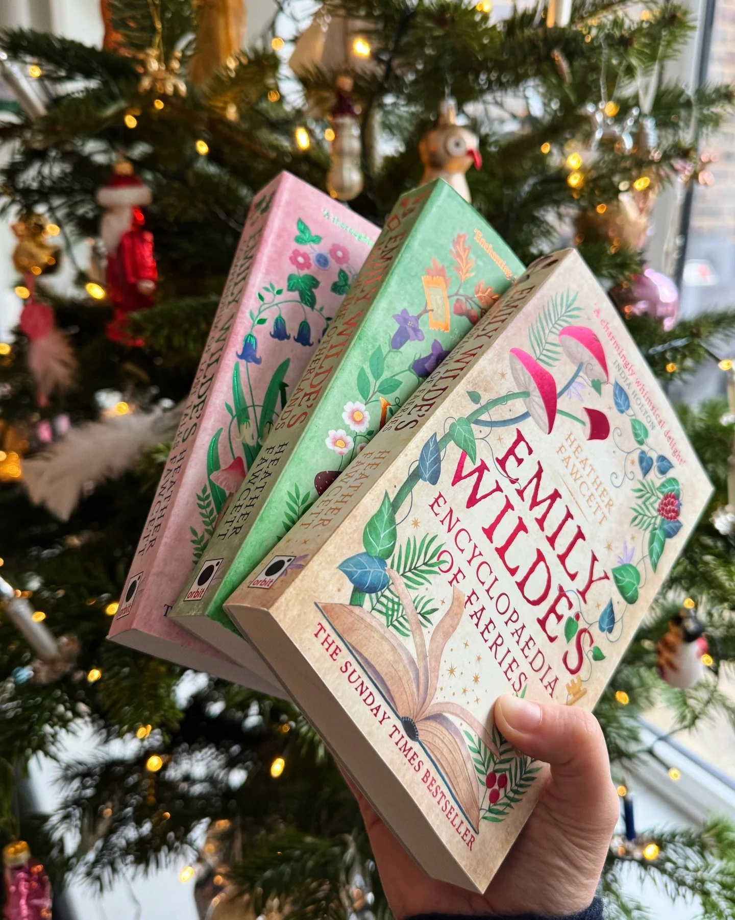 Did you miss your reading target this year? Me too! But I think it might be a good thing: the end of competitive reading (against myself), feeling like I need to read EVERYTHING to know what&rsquo;s selling; the end of reading for my job, rather than