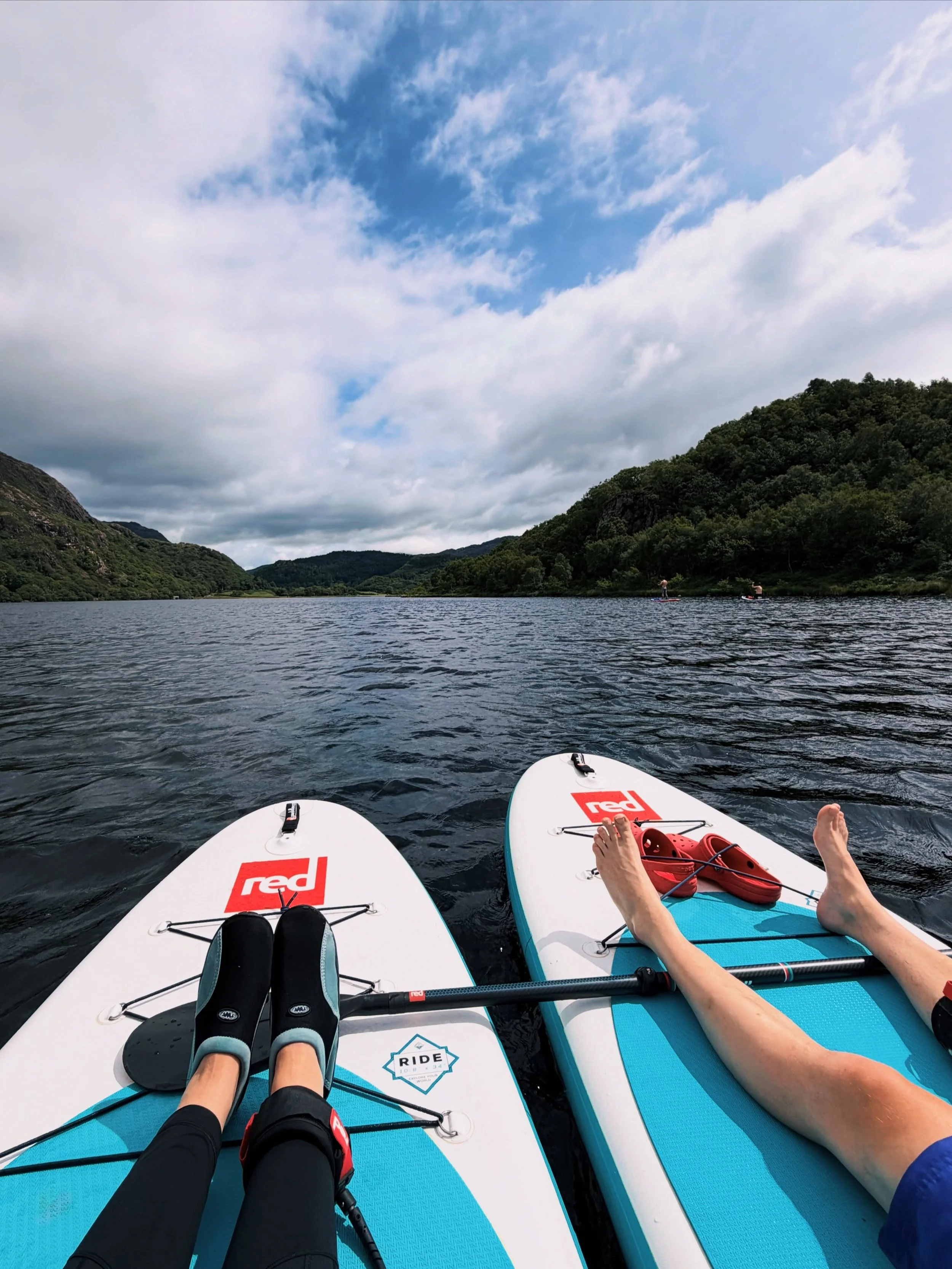 Neither of us thought I&rsquo;d make it to the middle of the lake.

We bought two paddleboards on a whim from a woman selling an antique wardrobe. Neither of us had ever paddled before.

But I&rsquo;ve discovered my natural paddleboarding style: Sit 