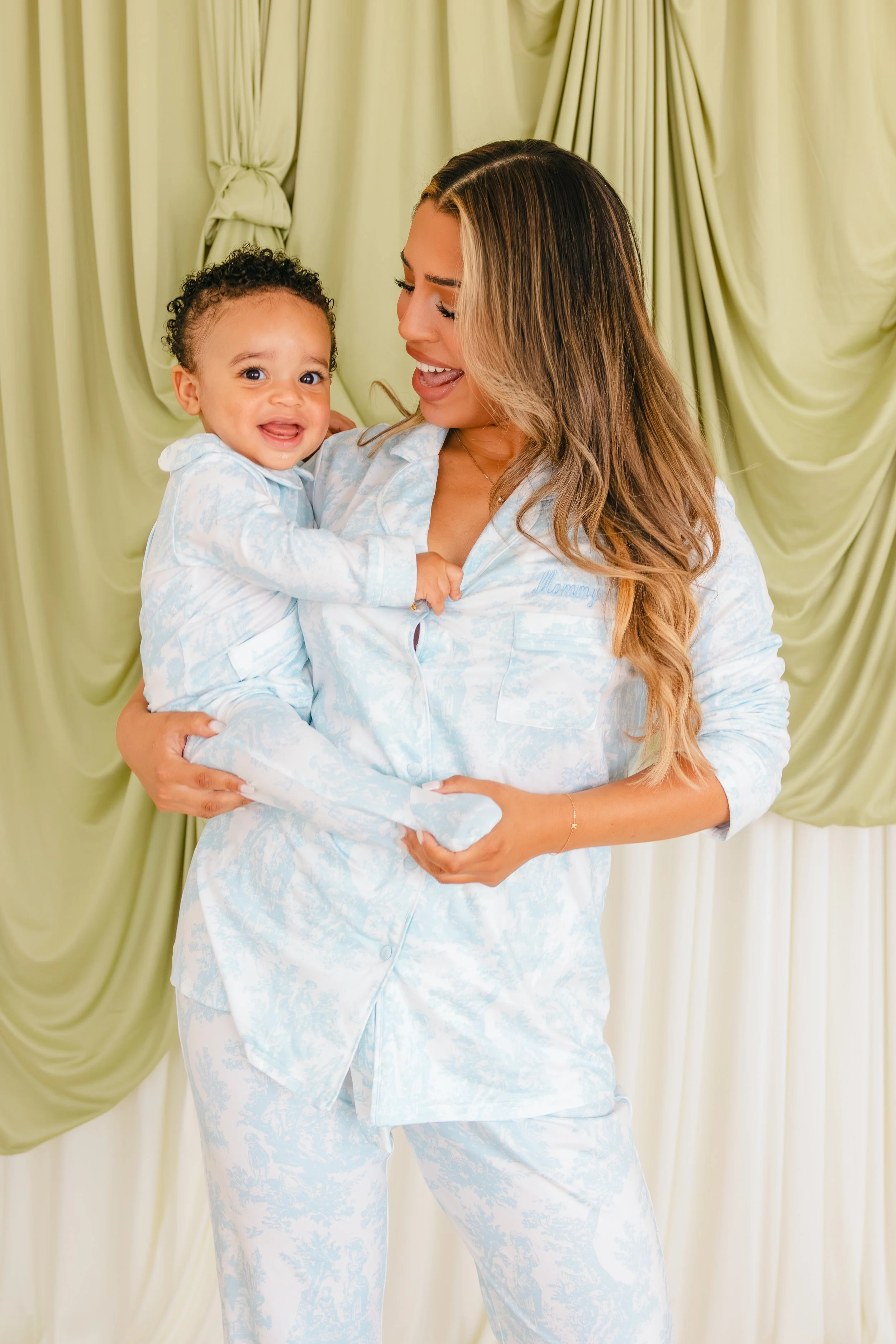 KrystalPeguero-MothersDayShoot-@brittanypalophotos-3.jpg